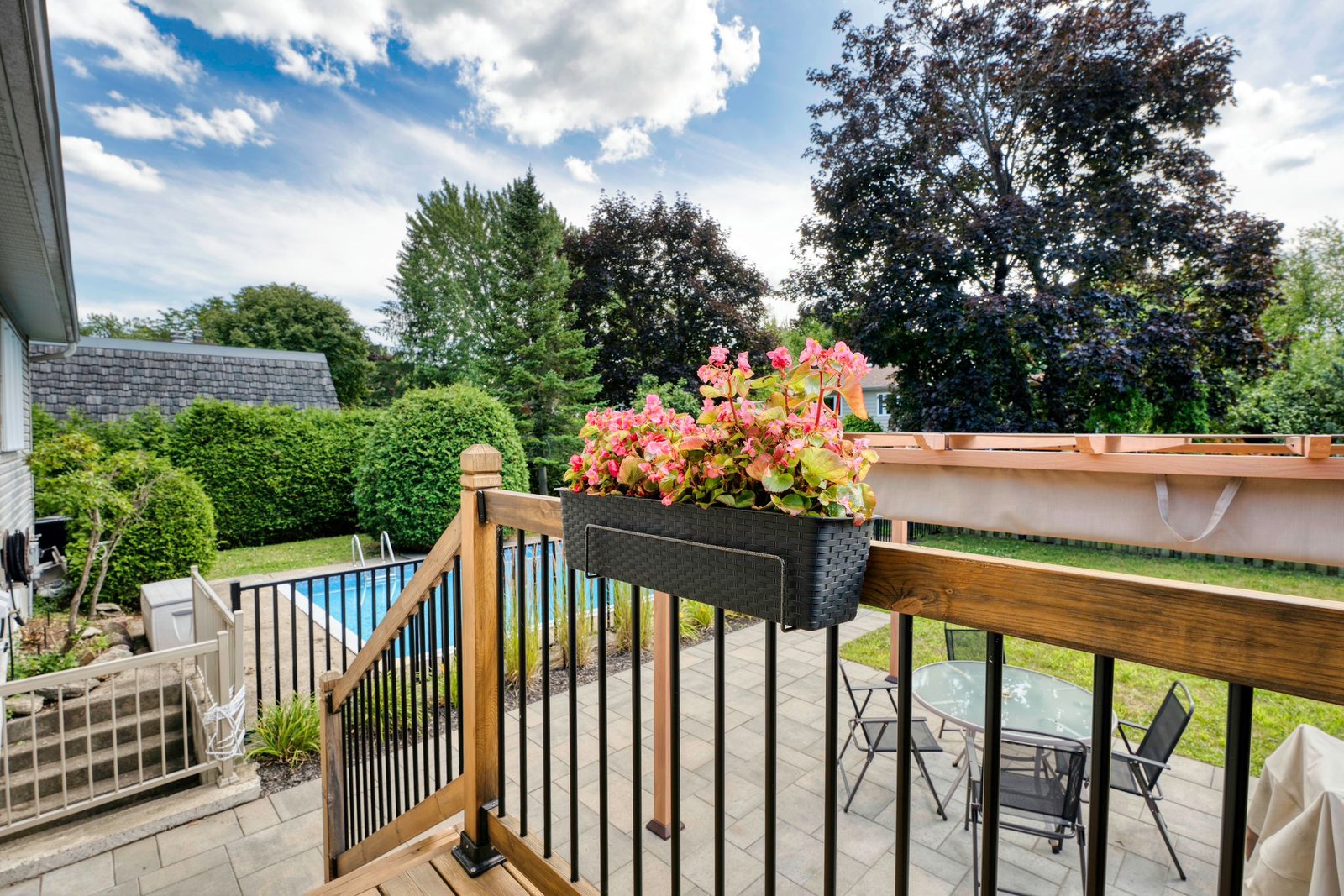 view of backyard of the bungalow for sale