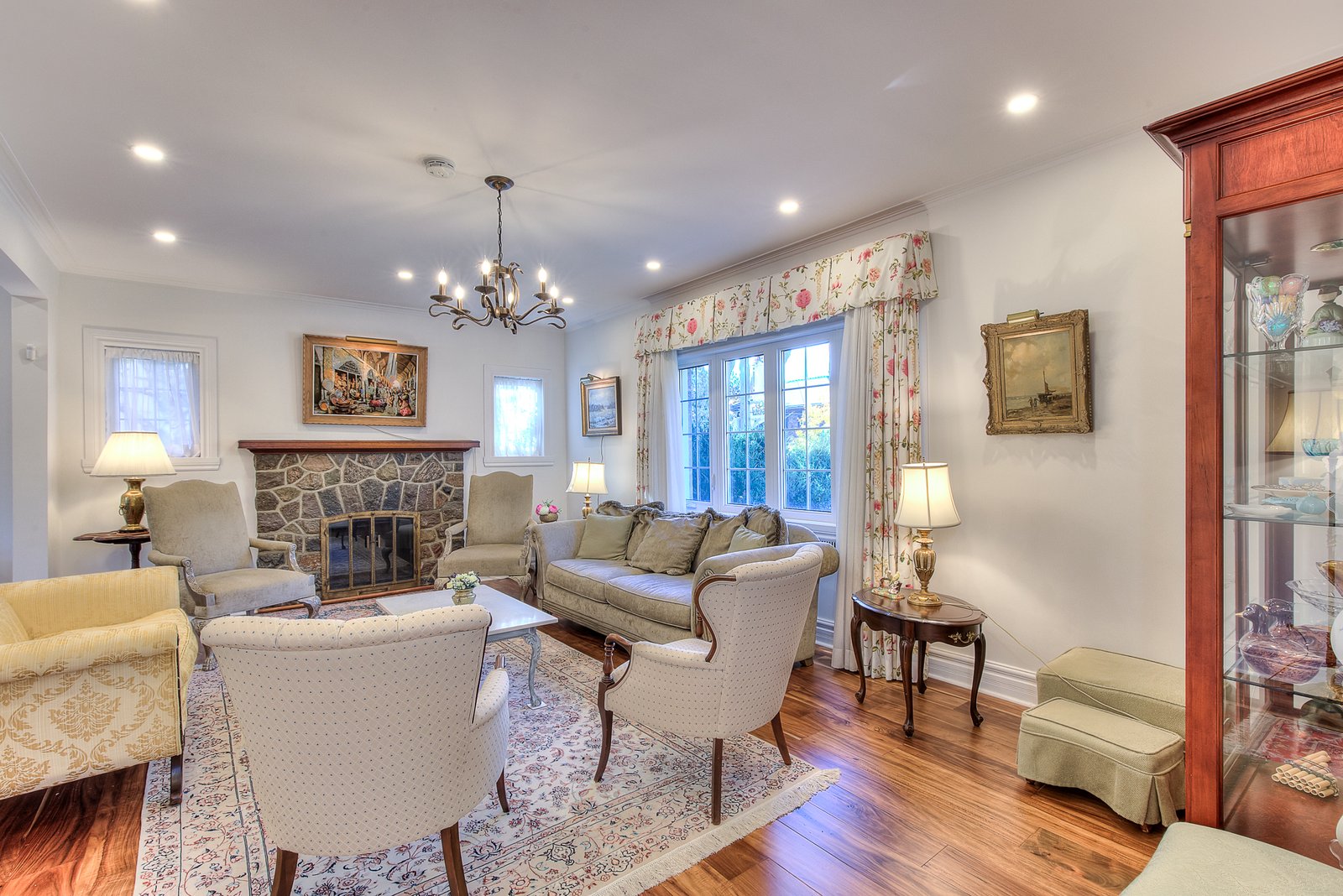 9 Rue Ellerdale, Hampstead, QC H3X 1S3 - MLS #11346260